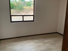 Casa Res. Lago Esmeralda
