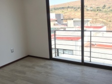 Casa Res. Lago Esmeralda